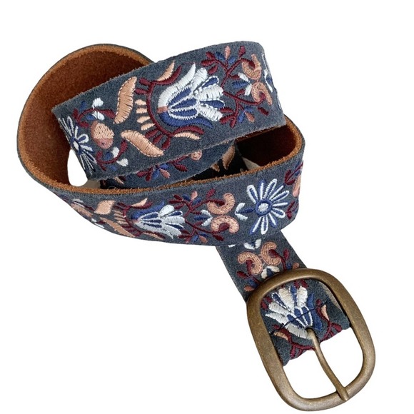 Lucky Brand Accessories - Lucky Brand Blue Burgundy Floral Embroidered Suede Belt NWOT